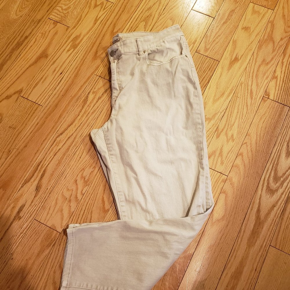 Chico's platinum beige skimmer jeans - size 2.5